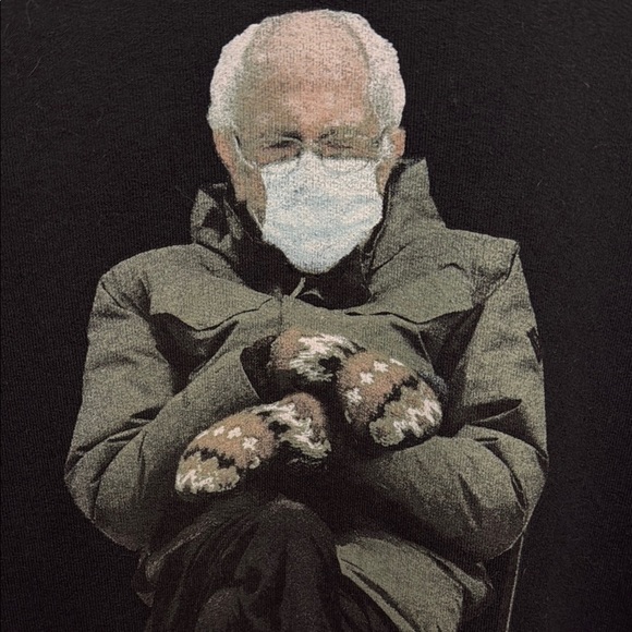 Bernie Sanders Black Crewneck Sweater Produced in U.S.A. - Picture 4 of 12